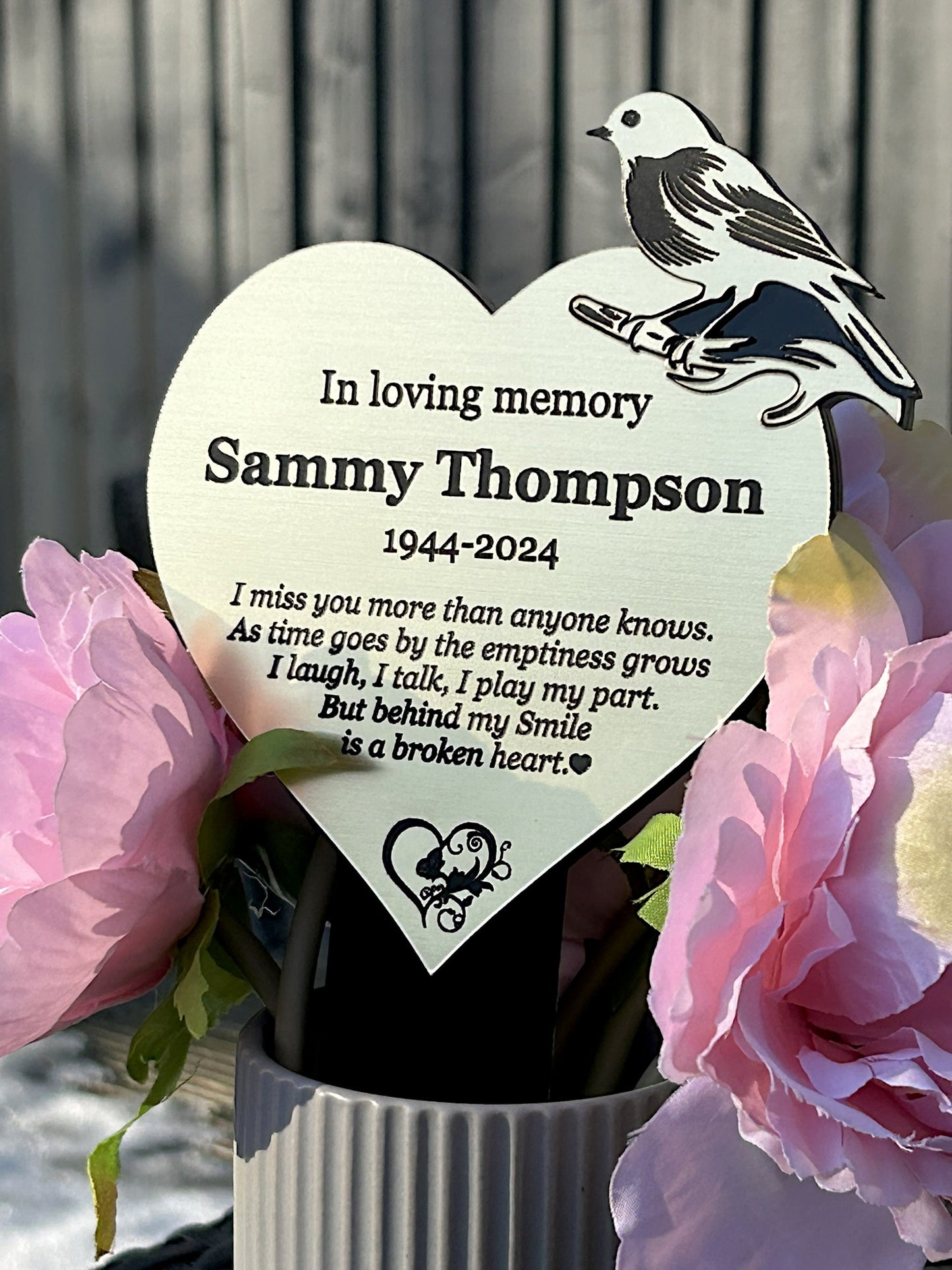 Robin Memorial Plaque, Garden Outdoors Plaques, Remembrance Sign, Graver marker