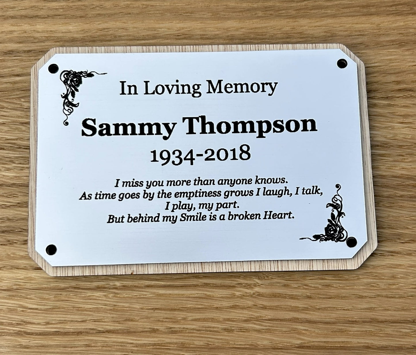 Personalised Memorial Plaque, 6x4 Engraved Bench Plaques, Engraved Tree Sign, Silver, Weatherproof, Grave, Chamfer