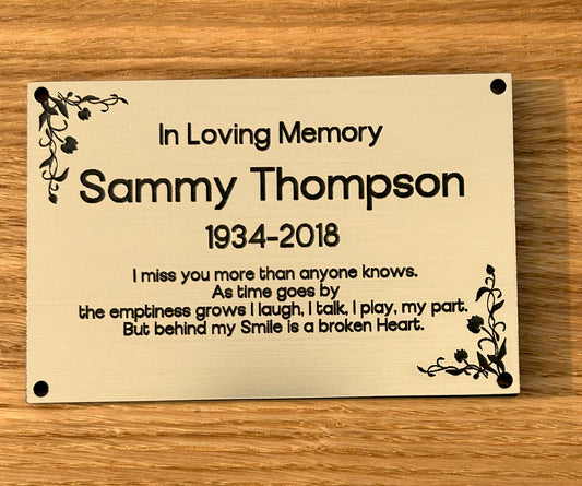 Personalised Memorial Plaque, 6x4 Engraved Bench Plaques, Engraved Tree Sign, Gold, Weatherproof, Grave, Square
