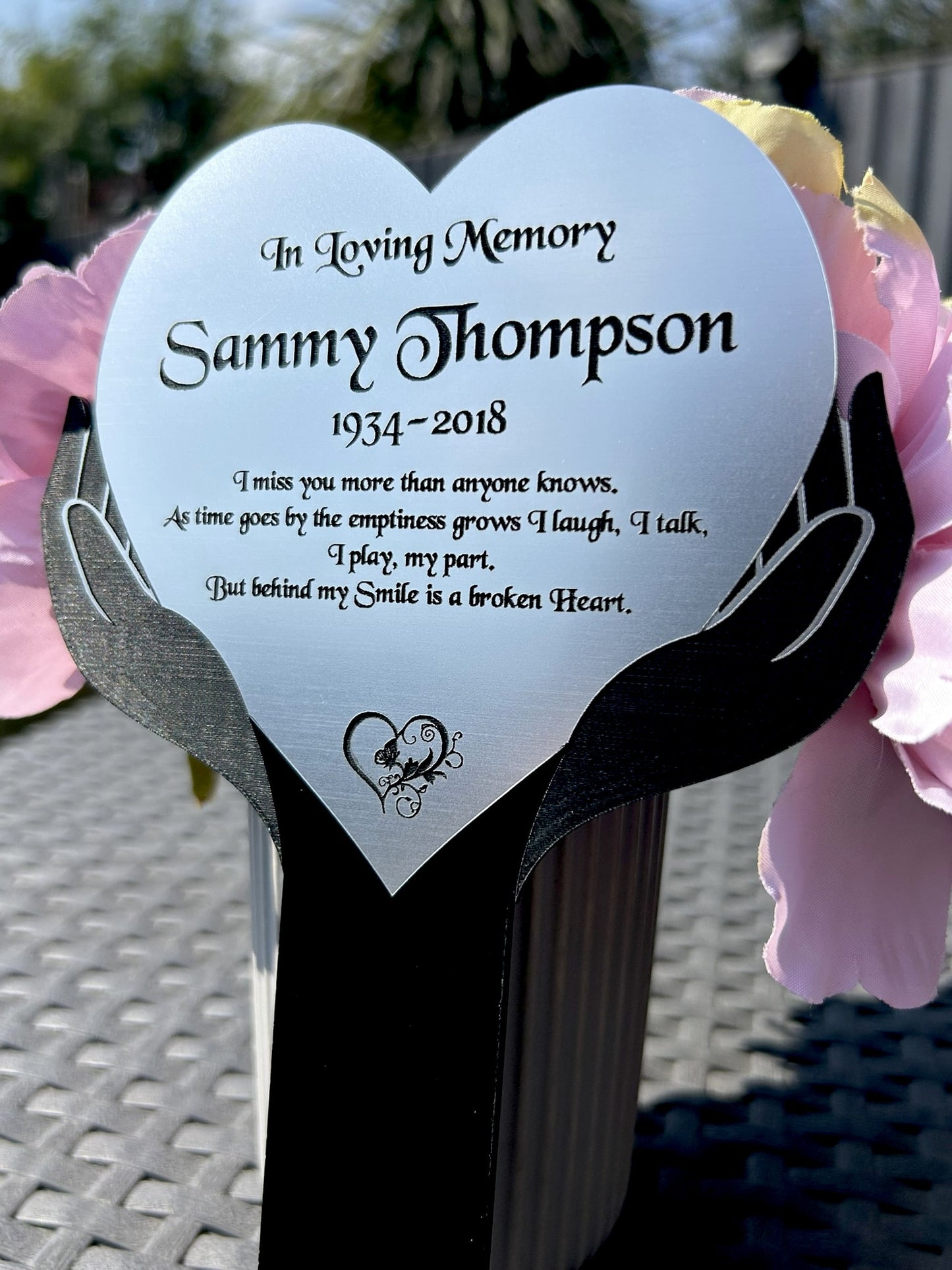 Memorial Plaque, Garden Outdoors Plaques, Remembrance Sign, Graver marker, Dad, Father, Mum, Silver