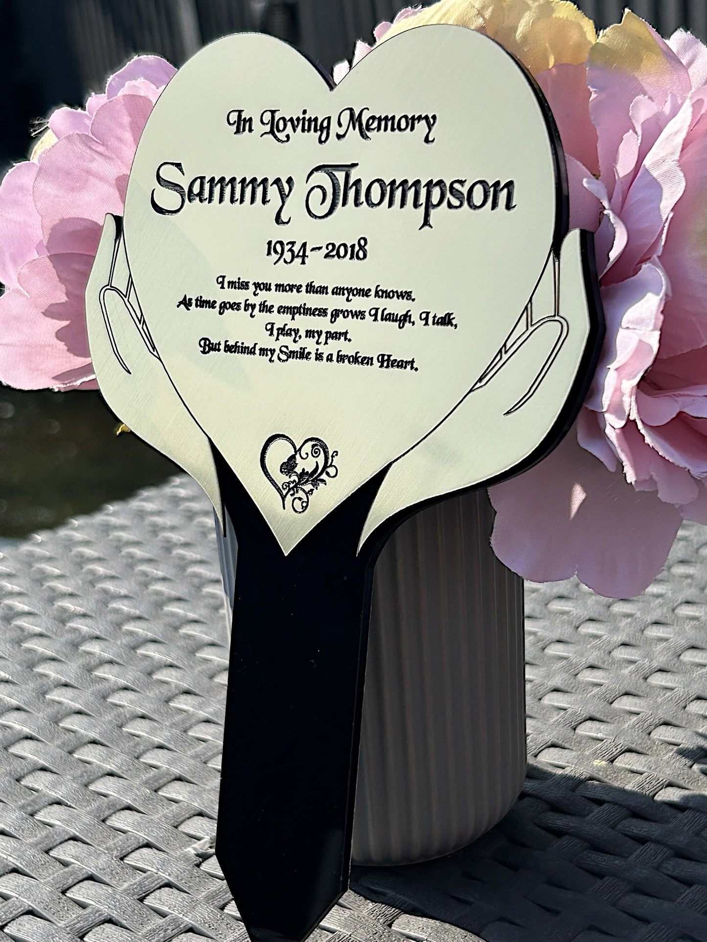 Memorial Plaque, Garden Outdoors Plaques, Remembrance Sign, Graver marker, Dad, Father, Mum, Silver