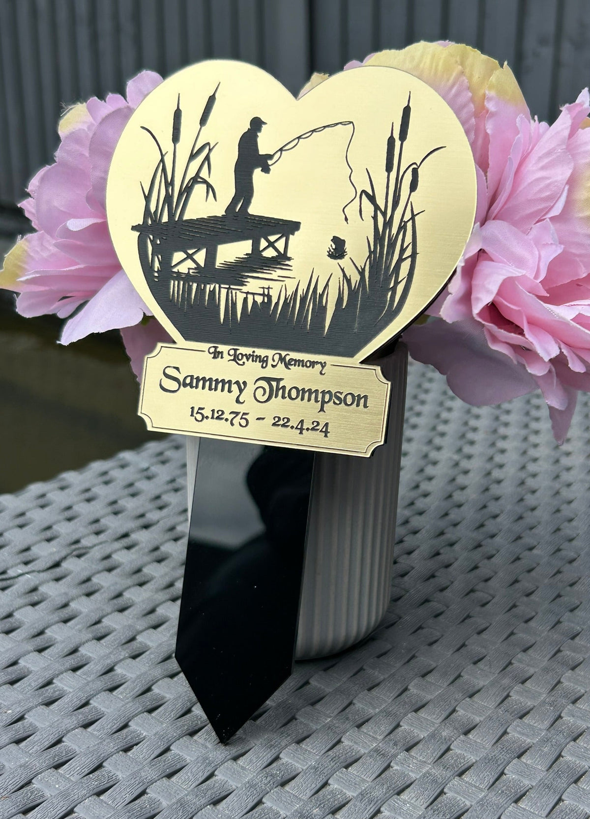 Memorial Plaque, Fishing Plaques, Remembrance Sign, Graver marker, Dad, Father, Mum, Pets Rectangular Gold)