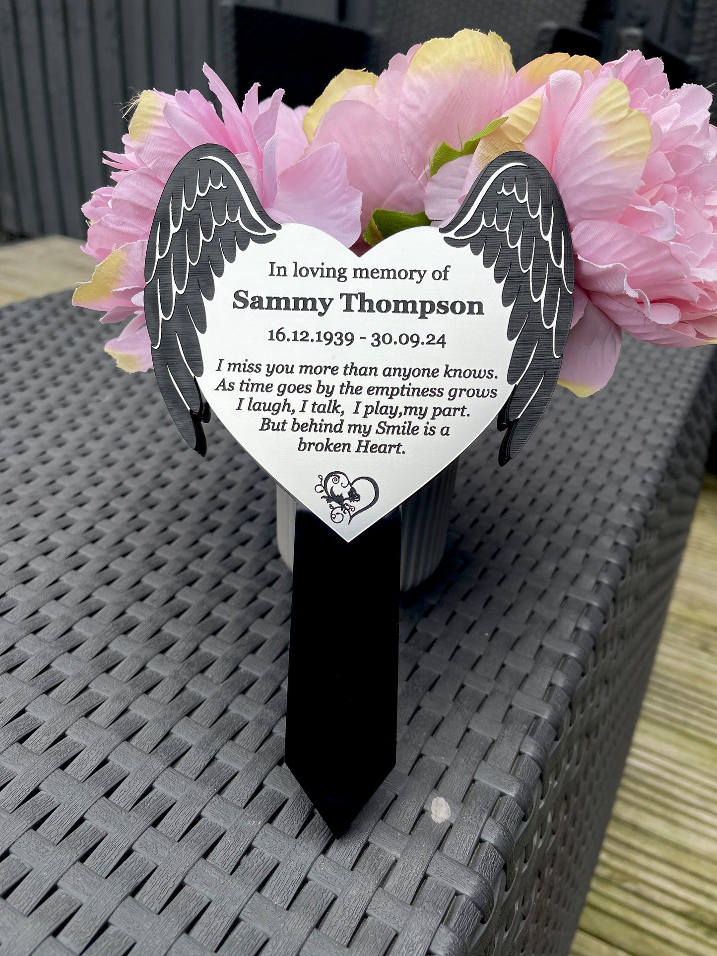 Memorial Plaque, Garden Outdoors Plaques, Remembrance Sign, Graver marker, Dad, Father, Mum, Pets Heart Butterfly