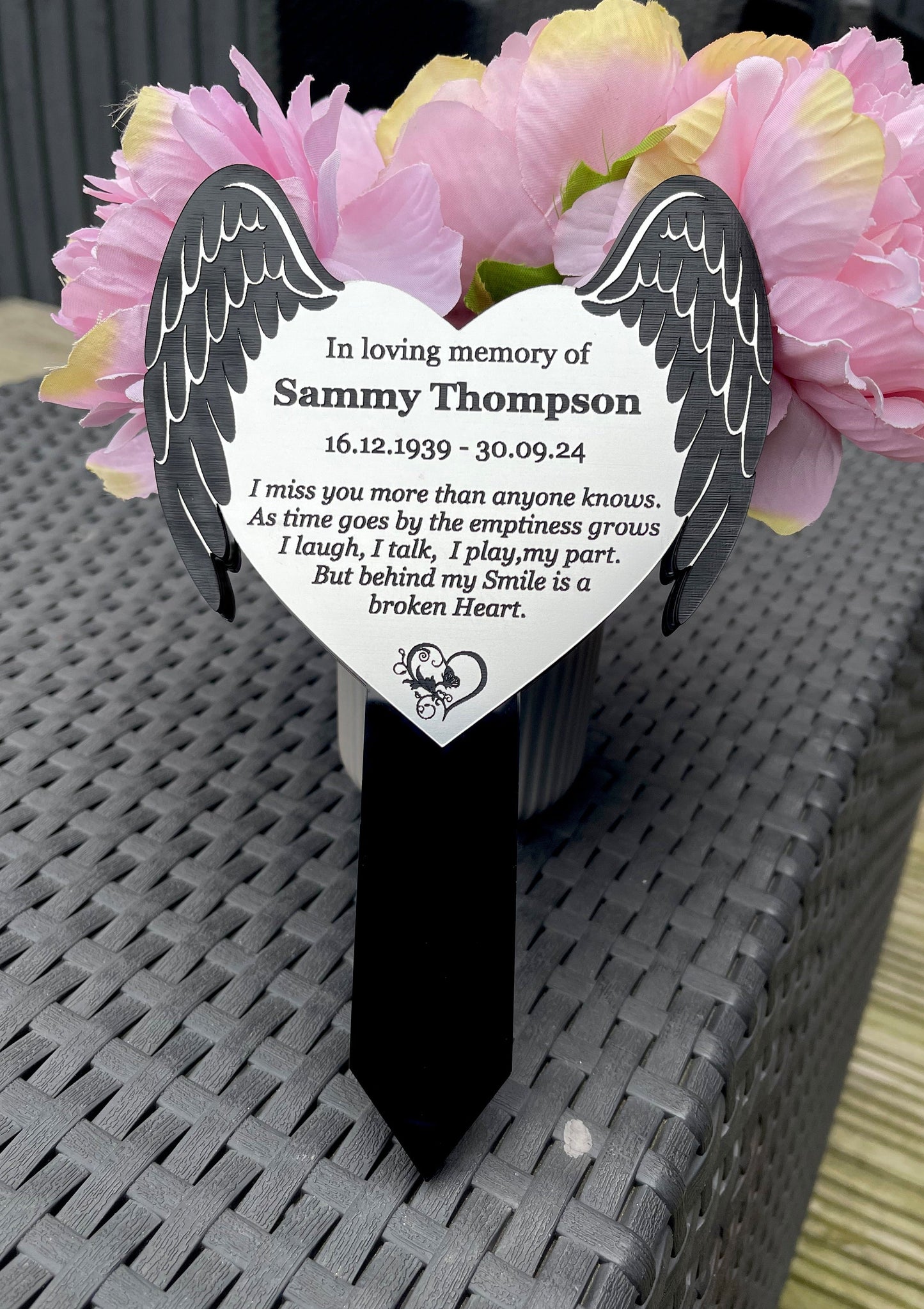 Memorial Plaque, Garden Outdoors Plaques, Remembrance Sign, Graver marker, Dad, Father, Mum, Pets Heart Butterfly
