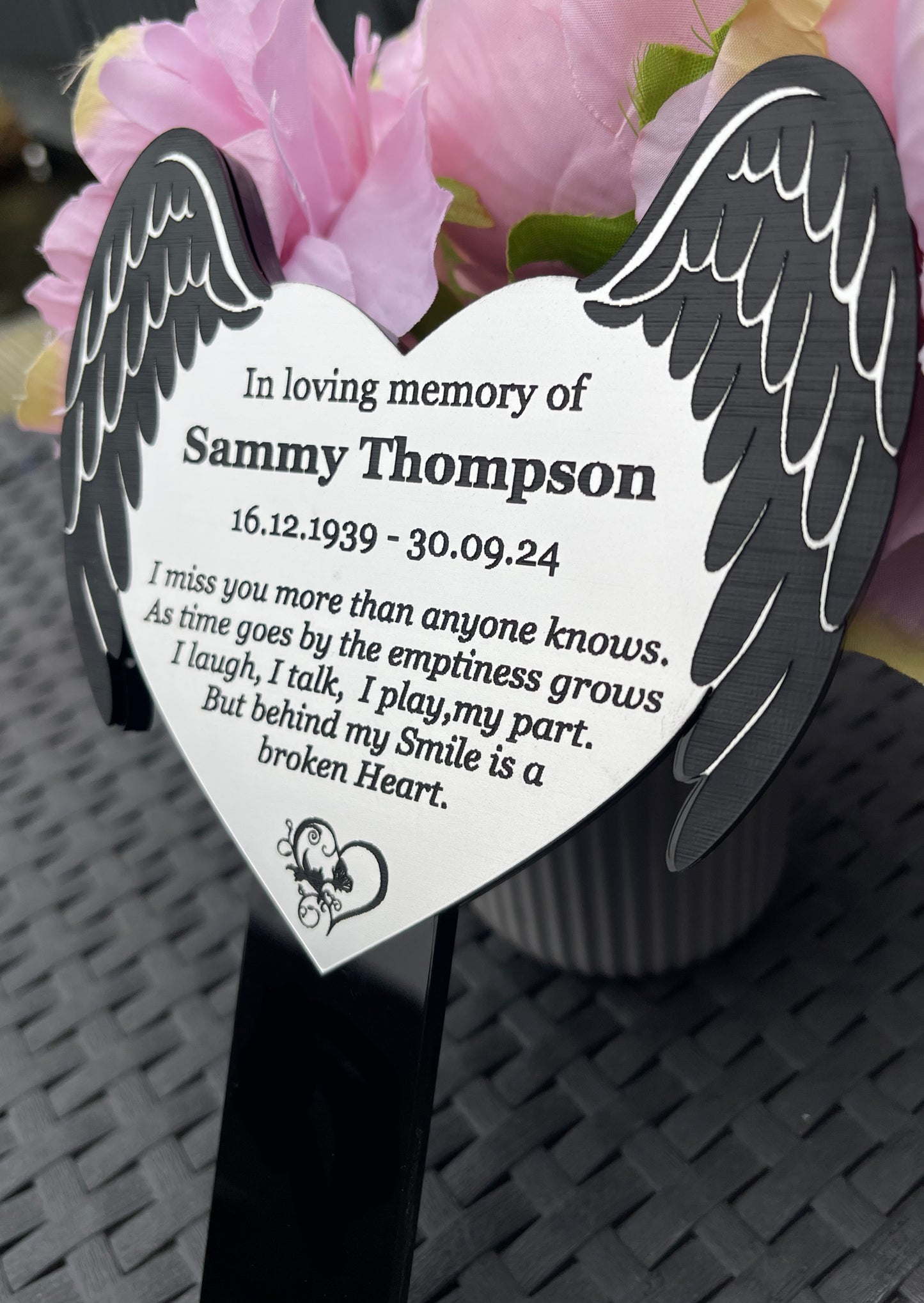 Memorial Plaque, Garden Outdoors Plaques, Remembrance Sign, Graver marker, Dad, Father, Mum, Pets Heart Butterfly
