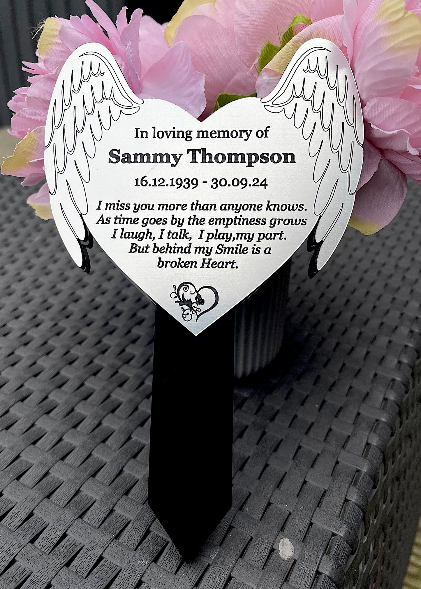 Memorial Plaque, Garden Outdoors Plaques, Remembrance Sign, Graver marker, Dad, Father, Mum, Pets Heart Butterfly