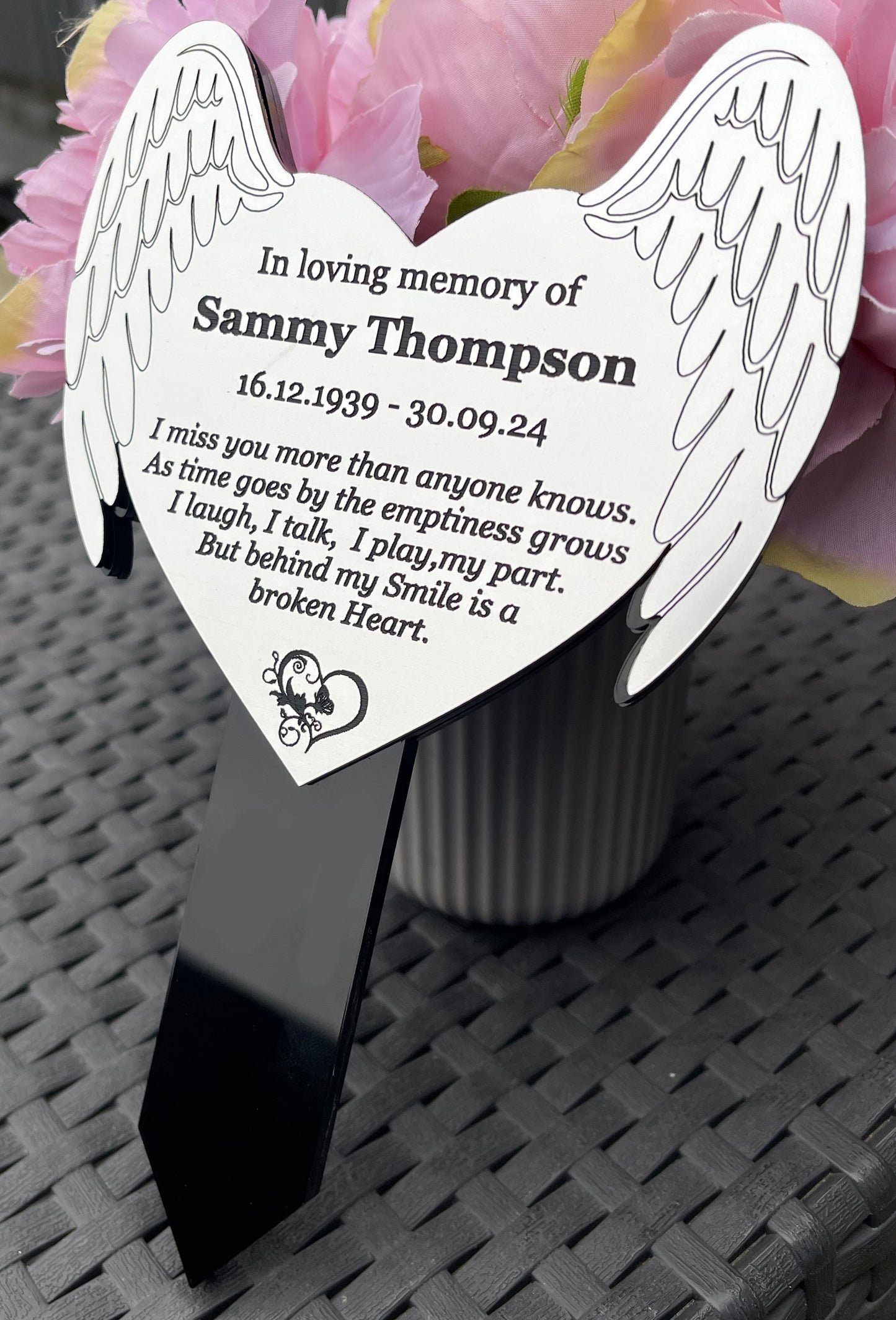 Memorial Plaque, Garden Outdoors Plaques, Remembrance Sign, Graver marker, Dad, Father, Mum, Pets Heart Butterfly