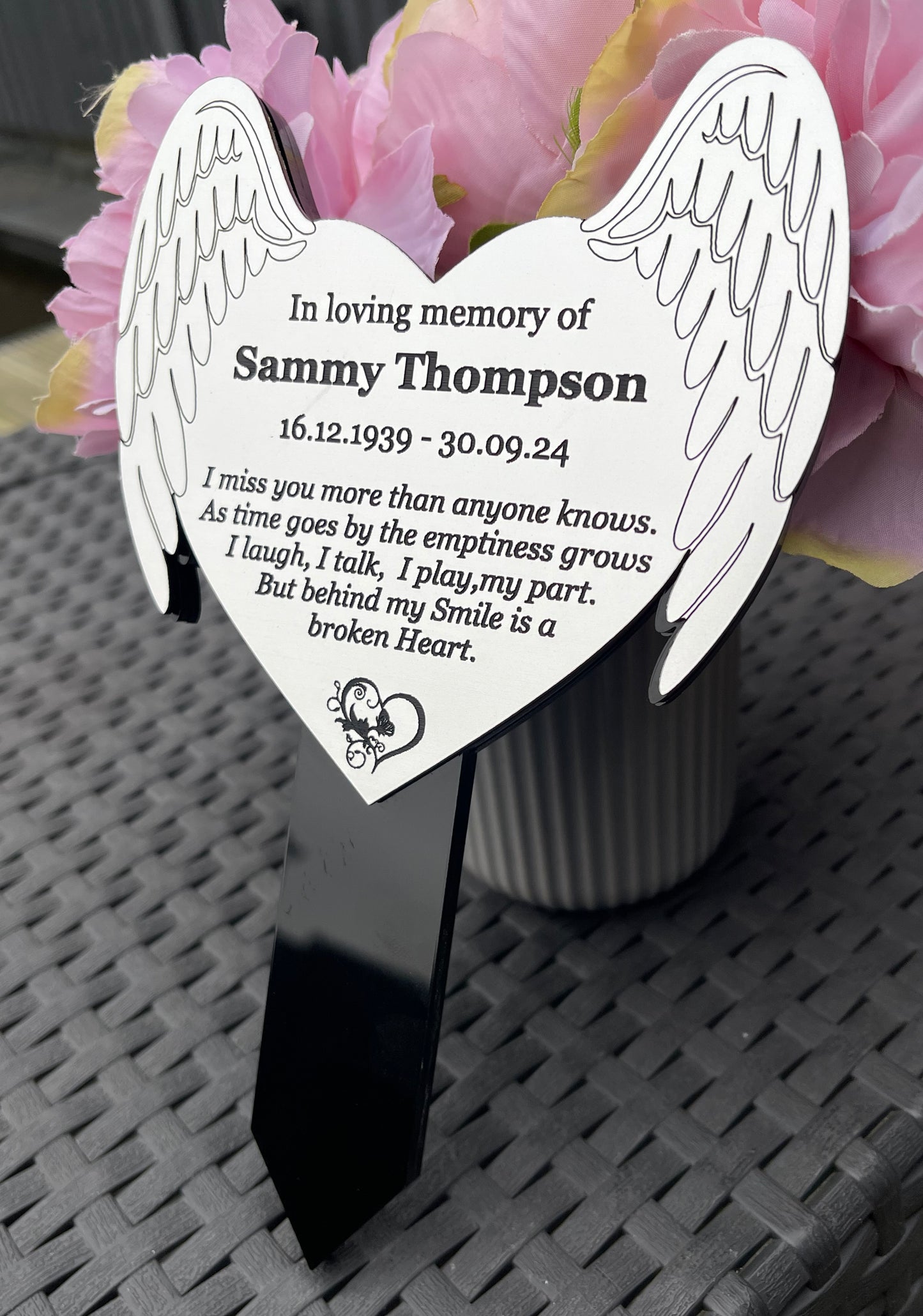 Memorial Plaque, Garden Outdoors Plaques, Remembrance Sign, Graver marker, Dad, Father, Mum, Pets Heart Butterfly