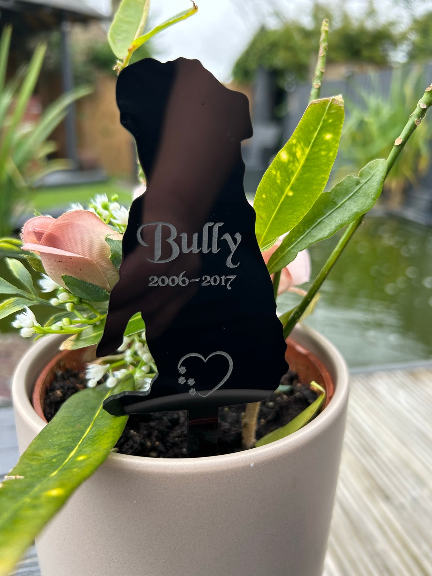Personalised Pet Dog, Bulldog Memorial Plaque, Ground Stake, Grave Marker for Cemetery or Garden