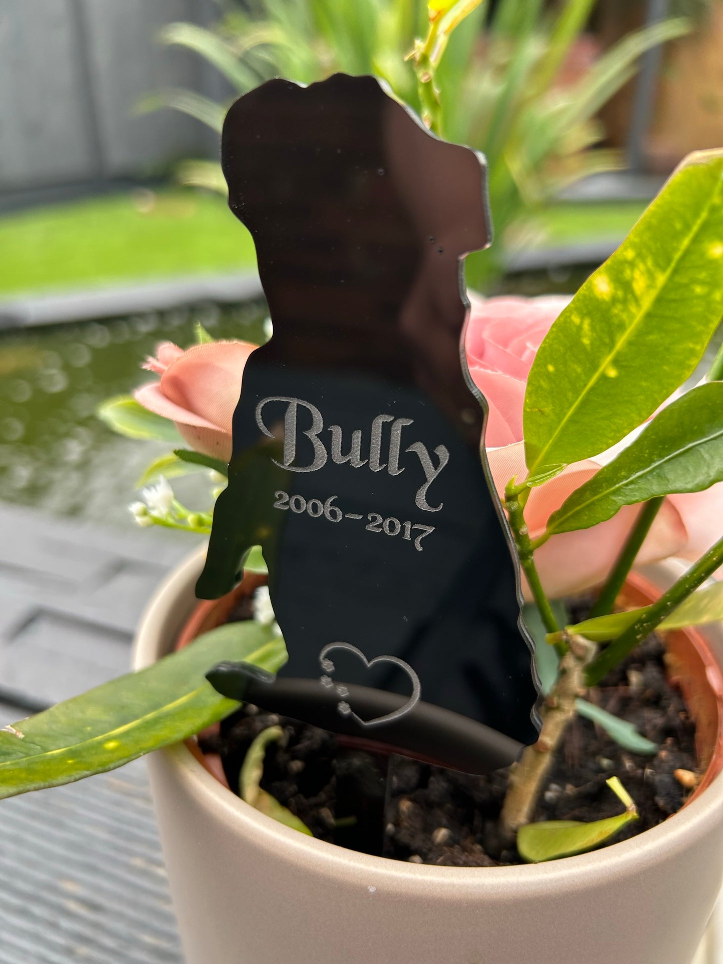 Personalised Pet Dog, Bulldog Memorial Plaque, Ground Stake, Grave Marker for Cemetery or Garden