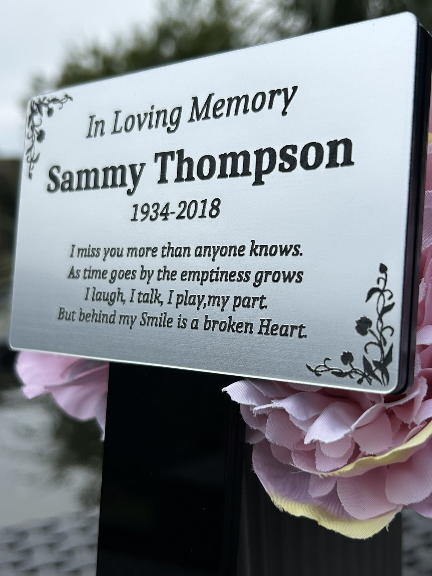 Personalised Memorial Plaque, Garden Outdoors Plaques, Remembrance Sign, Graver marker, Dad, Father, Mum, Pet, stake