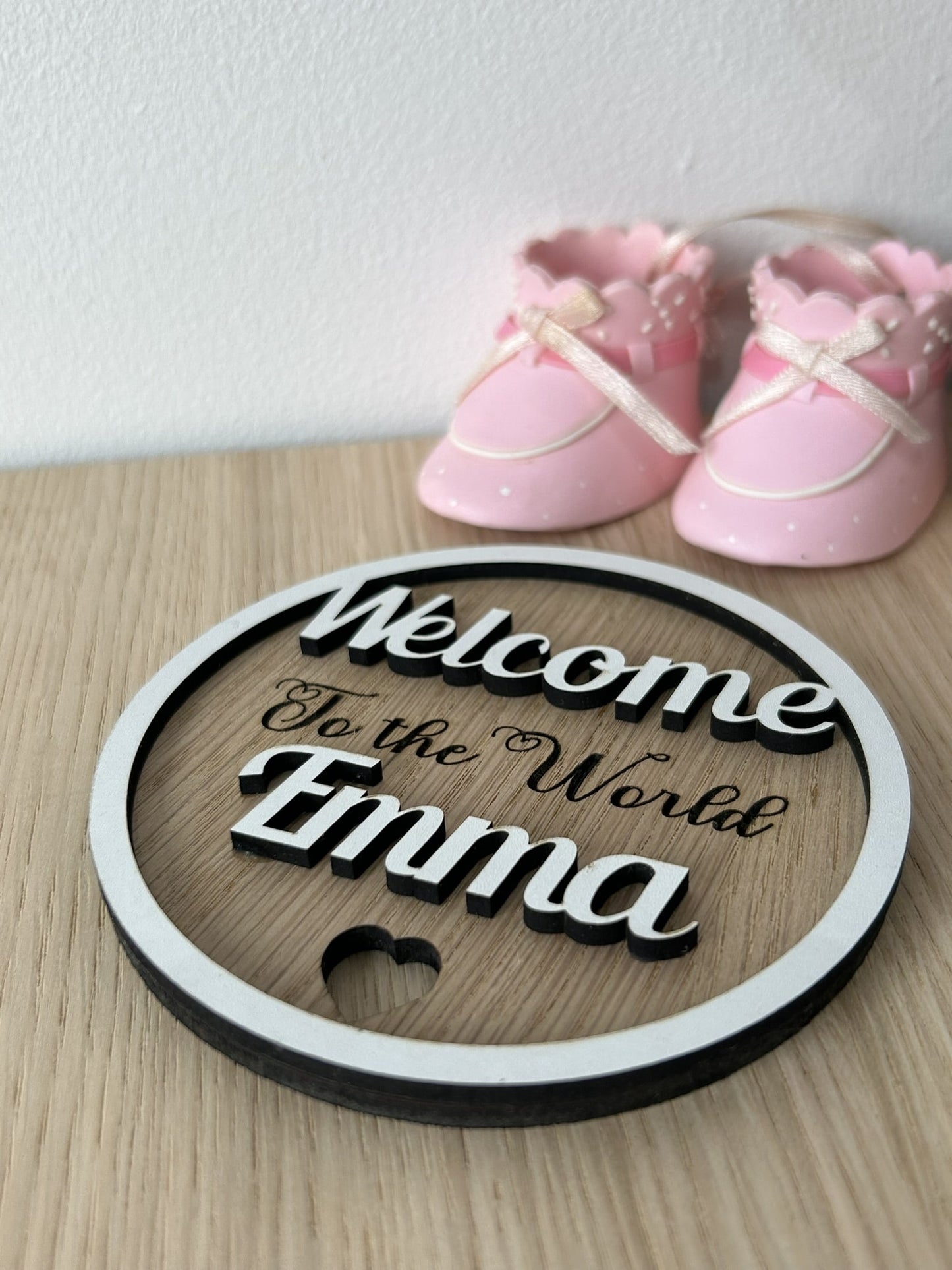 Personalised Baby Announcement Plaque sign Hello Welcome to the world Baby Shower my name is, Social photo prop, framed circle