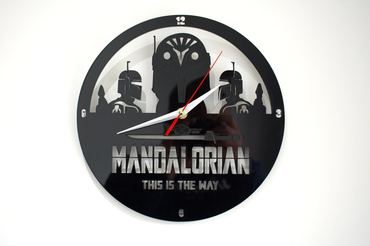 Handmade Starwars Mandalorian Clock Bo katan Baby Yoda Black Acrylic